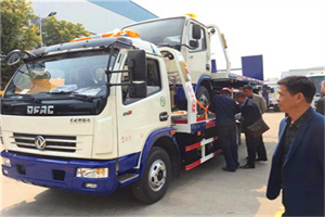 秦都区汽车道路救援拖车价格